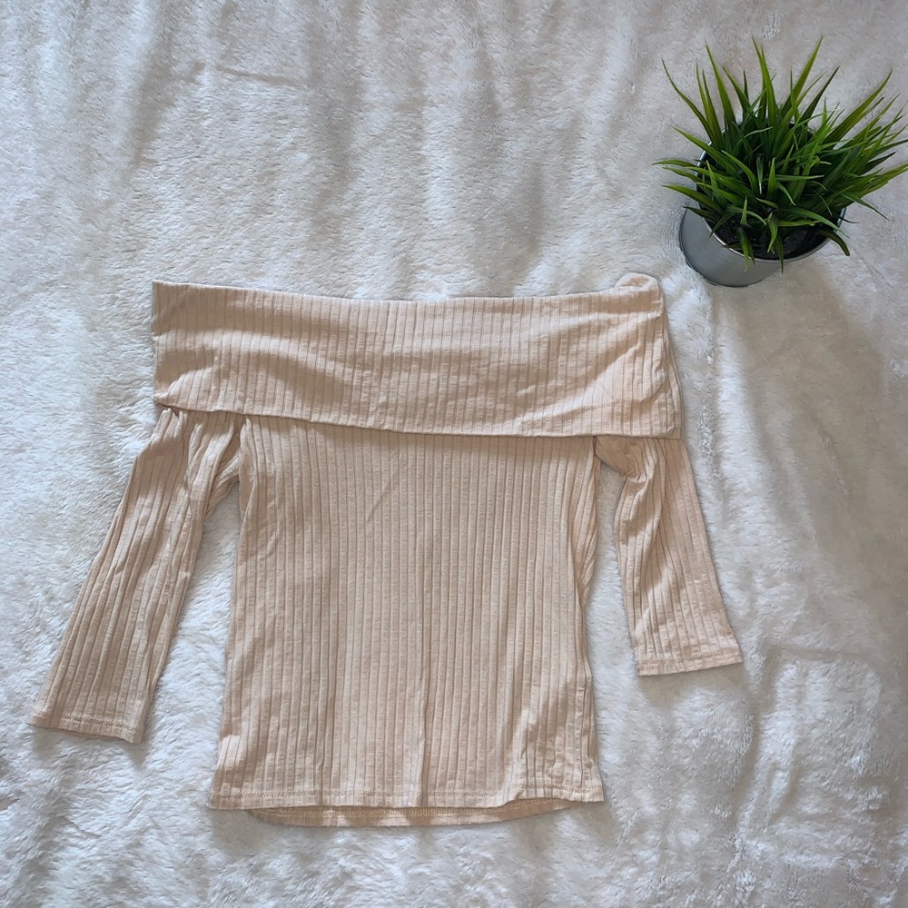 Cute off the shoulder top!